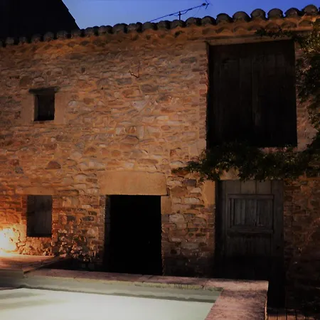 Holiday home Maison De Charme Avec Piscine Chauffee Pres De Uzes